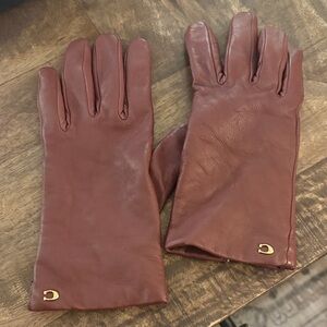 COACH womens Coach Sculpted C Womens Leather Tech Glove